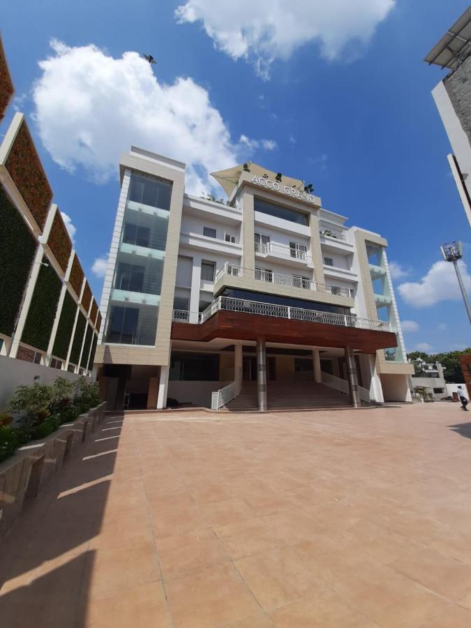 Acco Grand Hotel Лакхнау Экстерьер фото